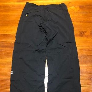 Lululemon men’s lounge pants wet dry medium flaw